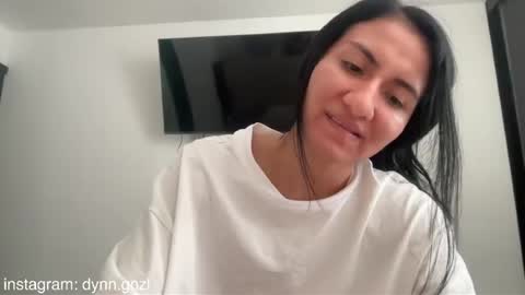 Snapshot of im_dayana chatting on 05/30/26, 04:59 instagram online show from 05/30/26, 04:59
