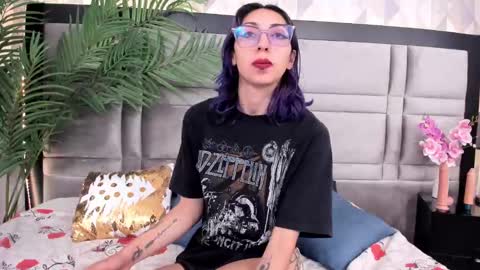  Im Gaia online show from 12/19/24, 02:13