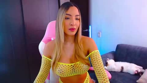 Grecia online show from 03/13/26, 01:18