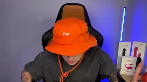 Laia online show from 01/23/25, 05:24