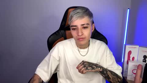 Laia online show from 02/03/25, 02:03