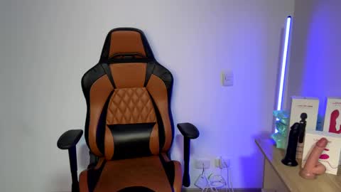 Laia online show from 02/07/25, 10:08