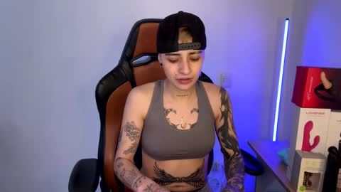 Laia online show from 02/18/25, 10:14