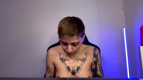 Laia online show from 02/25/25, 11:22