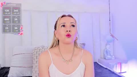 Snapshot of im_maiyn_jung chatting on 02/19/26, 12:12 Mailyn Jung online show from 02/19/26, 12:12