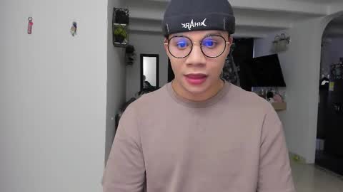 Snapshot of im_marco chatting on 11/26/25, 10:22 Marco online show from 11/26/25, 10:22