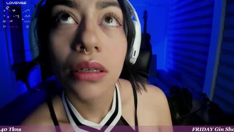 im_mariana online show from 10/27/25, 02:59