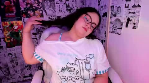 Snapshot of im_meii chatting on 05/03/26, 01:33 mei mei uwu online show from 05/03/26, 01:33