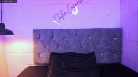 Mia online show from 04/15/26, 07:58