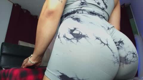 Mishell Martinez    INSTAGRAM im mishellbigass online show from 01/17/26, 07:02