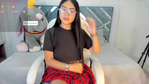 Mila online show from 09/11/25, 07:25