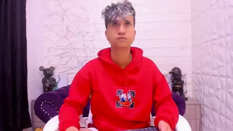 im_milan_rs online show from 02/18/25, 12:48