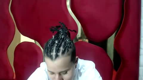 im_milan_rs online show from 03/04/25, 12:18