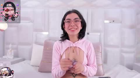 Moly  online show from 11/06/25, 08:32