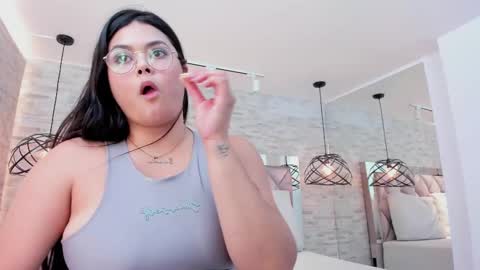 Snapshot of im_mou_ chatting on 02/21/25, 06:48 im mou online show from 02/21/25, 06:48