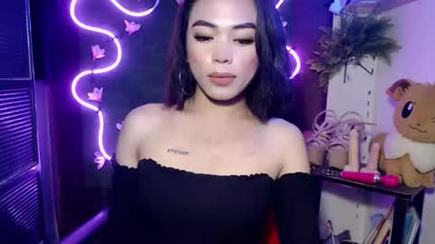 Snapshot of im_urlovergirlxxx chatting on 11/07/25, 04:56 Hii love online show from 11/07/25, 04:56