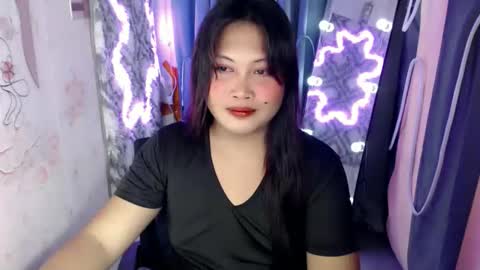 im_urloving_mama69 online show from 12/17/25, 06:47