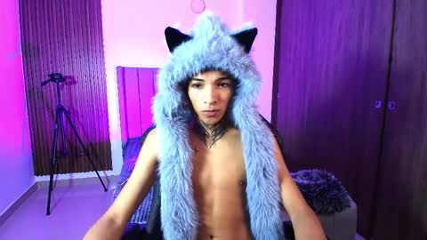 im_usuga online show from 04/05/26, 03:04