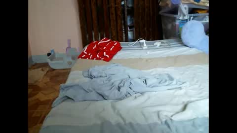 Snapshot of im_your_secret chatting on 02/14/26, 04:31 im_your_secret online show from 02/14/26, 04:31