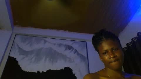 Snapshot of imalove chatting on 11/09/25, 01:15 imalove online show from 11/09/25, 01:15