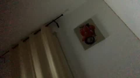 Snapshot of imangelamartin chatting on 12/01/25, 01:54 ngela Sometimes online show from 12/01/25, 01:54