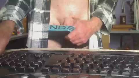 Snapshot of imaussiechris chatting on 01/06/25, 06:47 Aussie Guy online show from 01/06/25, 06:47