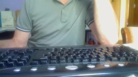 Snapshot of imaussiechris chatting on 02/20/25, 02:51 Aussie Guy online show from 02/20/25, 02:51