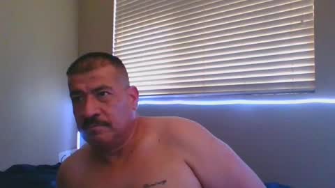 Snapshot of imbackmandosuknw chatting on 12/23/24, 11:28 imbackmandosuknw online show from 12/23/24, 11:28