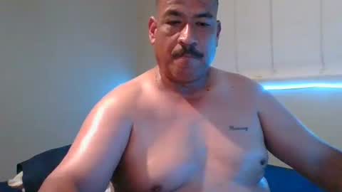 Snapshot of imbackmandosuknw chatting on 09/15/25, 05:18 imbackmandosuknw online show from 09/15/25, 05:18