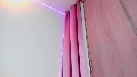 Dayana  online show from 12/22/24, 09:55