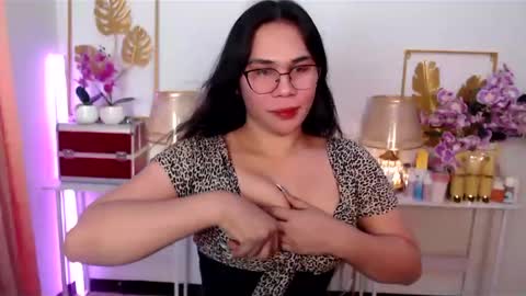 Ashley online show from 01/14/25, 07:11