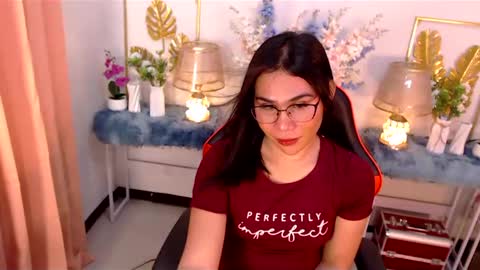 Ashley online show from 02/20/25, 10:48