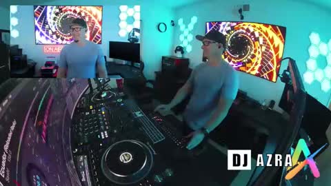 Snapshot of imdjazra chatting on 12/24/24, 03:37 DJ Azra online show from 12/24/24, 03:37