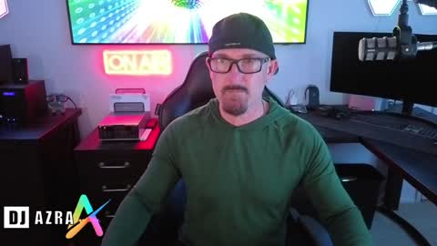 Snapshot of imdjazra chatting on 02/04/25, 02:17 DJ Azra online show from 02/04/25, 02:17