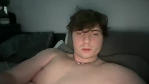 Snapshot of imfittwink22 chatting on 07/16/26, 01:22 imfittwink22 online show from 07/16/26, 01:22