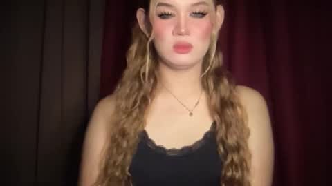 Mika online show from 03/24/26, 12:10