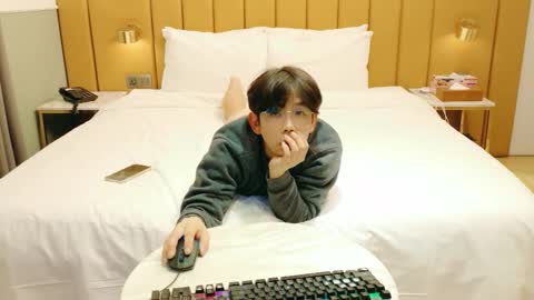 Snapshot of imlowerlife chatting on 11/26/25, 03:02 imlowerlife online show from 11/26/25, 03:02