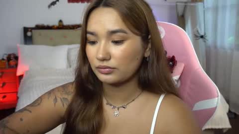 Snapshot of immahawaii chatting on 10/25/25, 03:58 Imma online show from 10/25/25, 03:58