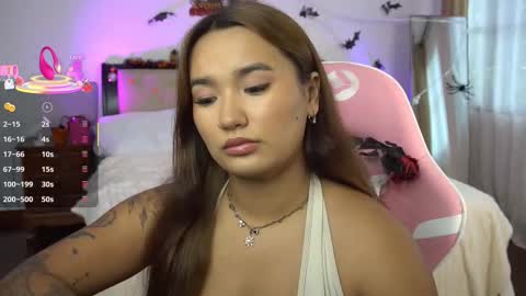 Snapshot of immahawaii chatting on 11/02/25, 03:31 Imma online show from 11/02/25, 03:31