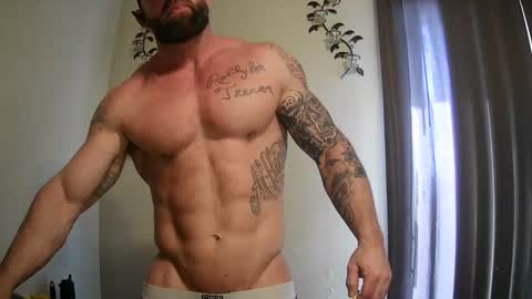 Snapshot of imnewherelollol chatting on 03/12/25, 03:29 Majordadbod101 online show from 03/12/25, 03:29