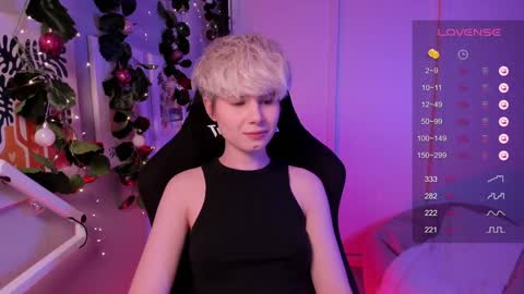 Snapshot of imnotmia chatting on 12/09/24, 08:44 Mia online show from 12/09/24, 08:44