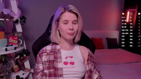 Mia online show from 01/18/26, 12:20