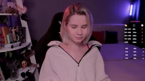 Mia online show from 02/11/26, 07:35