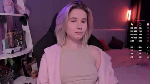 Mia online show from 02/28/26, 11:22