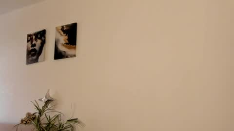 my name Imo  Fansly  online show from 04/10/26, 08:41