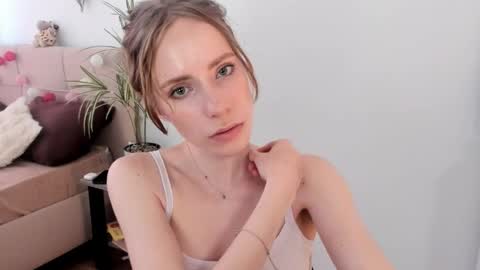 Snapshot of imogensy chatting on 05/20/26, 10:21 my name Imo Fansly online show from 05/20/26, 10:21