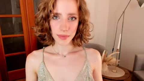 Snapshot of imogensy chatting on 06/21/26, 02:41 my name Imo Fansly online show from 06/21/26, 02:41