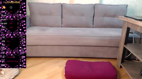 Snapshot of impress_me_more chatting on 01/29/25, 02:32         online show from 01/29/25, 02:32