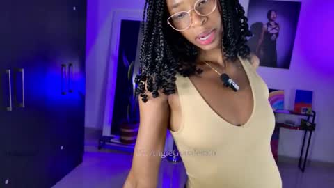 Snapshot of imselma chatting on 02/12/26, 03:01 Ill take a break see you later to light candles online show from 02/12/26, 03:01