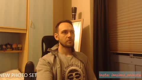 Snapshot of imsimo chatting on 02/04/25, 06:27 Simo online show from 02/04/25, 06:27